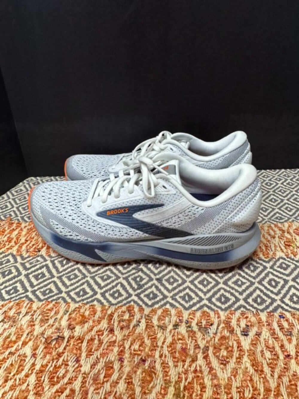 Brooks Adrenaline 24 Men's Size 9.5 - Picture 8 of 13